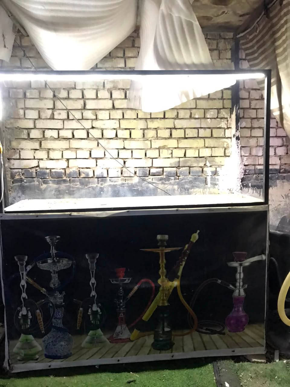 ميز البيع السعر ٦٠ بغداد ***********
