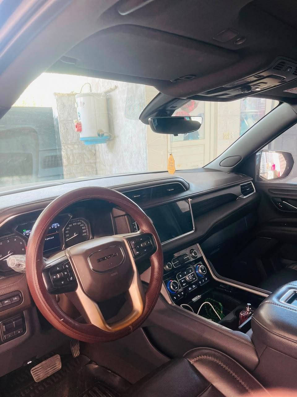 ✨ بسم الله الرحمن الرحيم ✨
🔥 للبيع | GMC دينالي 2021 | قمة النظافة والفخامة 🔥

🚘 جمسي دينالي موديل 2021

✅ الممشى: 129 ألف كم (حقيقي)
✅ فل مواصفات
✅ مكفول من الصبغ والبارد
✅ رقم السليمانية المميز

💰 السعر المطلوب: 49 ألف دولار
(4 شدات و90 ورقة)

🤝 يوجد مجال للتفاوض بالمعقول بعد المعاينة.

📍 العنوان: بغداد – البنوك

📞 للاستفسار:
***********

🌹 سيارة نظيفة جداً وجاهزة للاستخدام، والمعاينة خير برهان. الله يبارك للمشتري ويكتب الخير للجميع.
