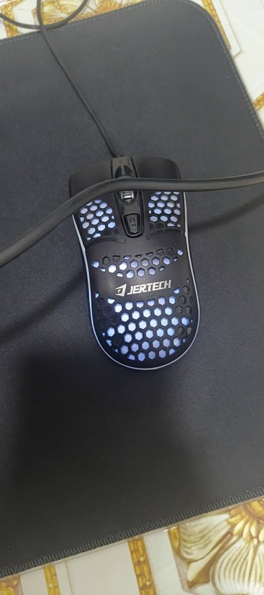 شلع مليون و ٨٠٠ مجال بسيط
*********** 
 كرت  RX9060xt 8g جديد  استعمال شهر
