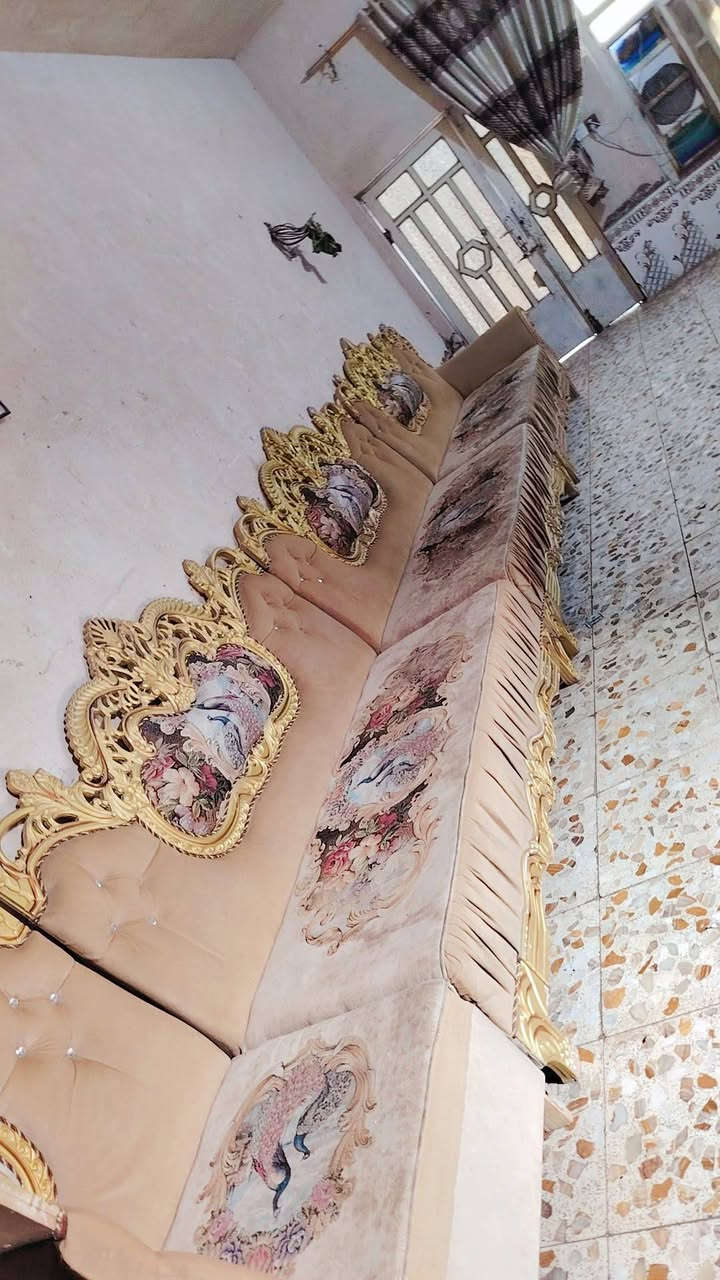 تخم ديوان • ملكي مطعم ذهبي • ١٠قطع