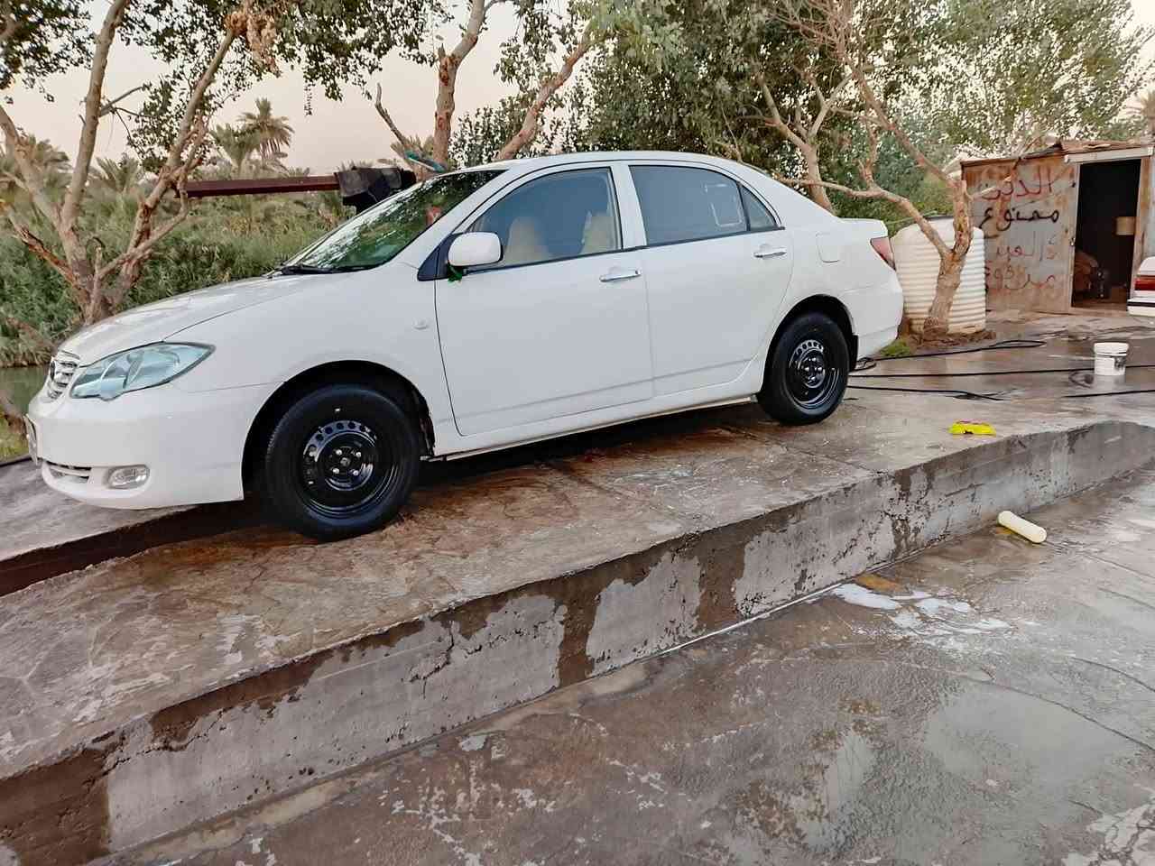 سلام عليكم للبيع بيوايدي F3 مديل 2011  مصبوغه حزام مكينه وكير وحداديه تخم تاير تبريد كله جديد سنويه نافذه رقم نجف السعر 47 وبيه مجال المكان الديوانية للاتصال ***********
***********
