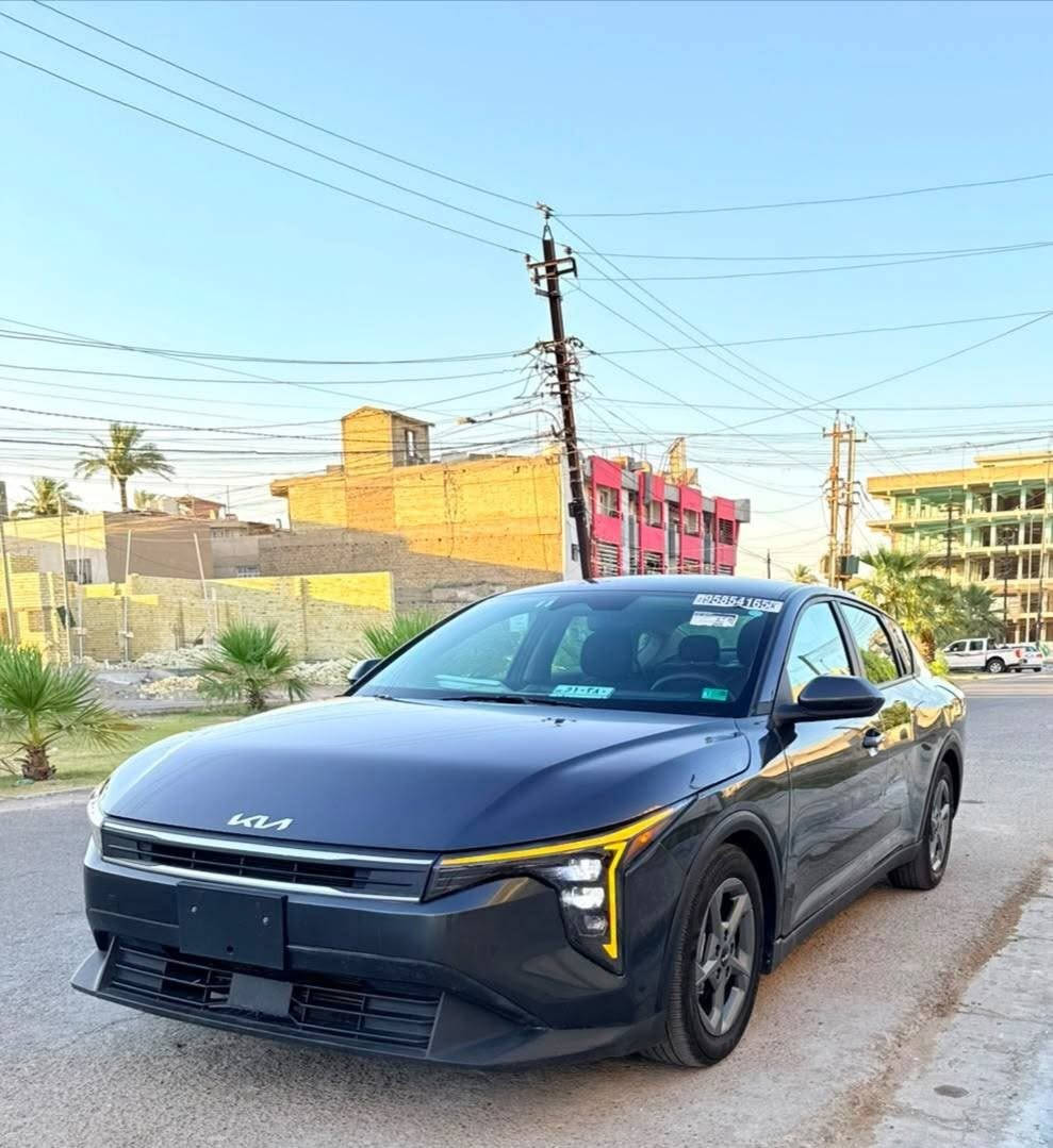 السلام عليكم KIA K4 2025 LX وارد امريكي
بصمة  / هندبريك دكمة  / لايت LED  / مكينة 2000 دوش / شاشة كبيرة متصلة ديجتال   / اوتو هولد / LED امامي وخلفي / قيادة ذاتية / كامرة دوارة / رادار تعديل مسار / اوتو بريك / مود درايف / تحكم ستيرن / كروس سرعة /مانع انزلاق / بلوتوث / اواكس / USB / ماشية 19000M

حادثه موضح بلصور مبدل فقط جاملغ امامي بدون دواخل وطرف البنيد تصليح 

مكان السيارة بغداد البلديات 

للتواصل *********** 

ملاحضة السيارة بدون رقم دخول جديد رجاءاً بدون خاص راسل واتساب وبخدمتك
