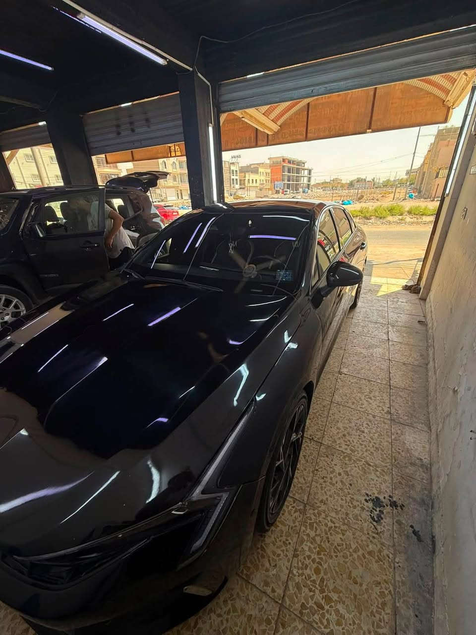 مراوس مع جارجر 
كي فايف موديل 2025 الشكل الجديد دشبول متصل فول مواصفات 1/1جي تي لاين 2500تنفس طبيعي
ماشيه ٣٢،٠٠٠ كيلوا فقط 
كير مكينه حداديه تدفئه تبريد فول
حادث اربع قطع صبغ بدون تبديل +بارد بباب السايق 

رقم بغداد مميز ب اسمي +هزه جديده 

العنوان بغداد السيديه ***********
