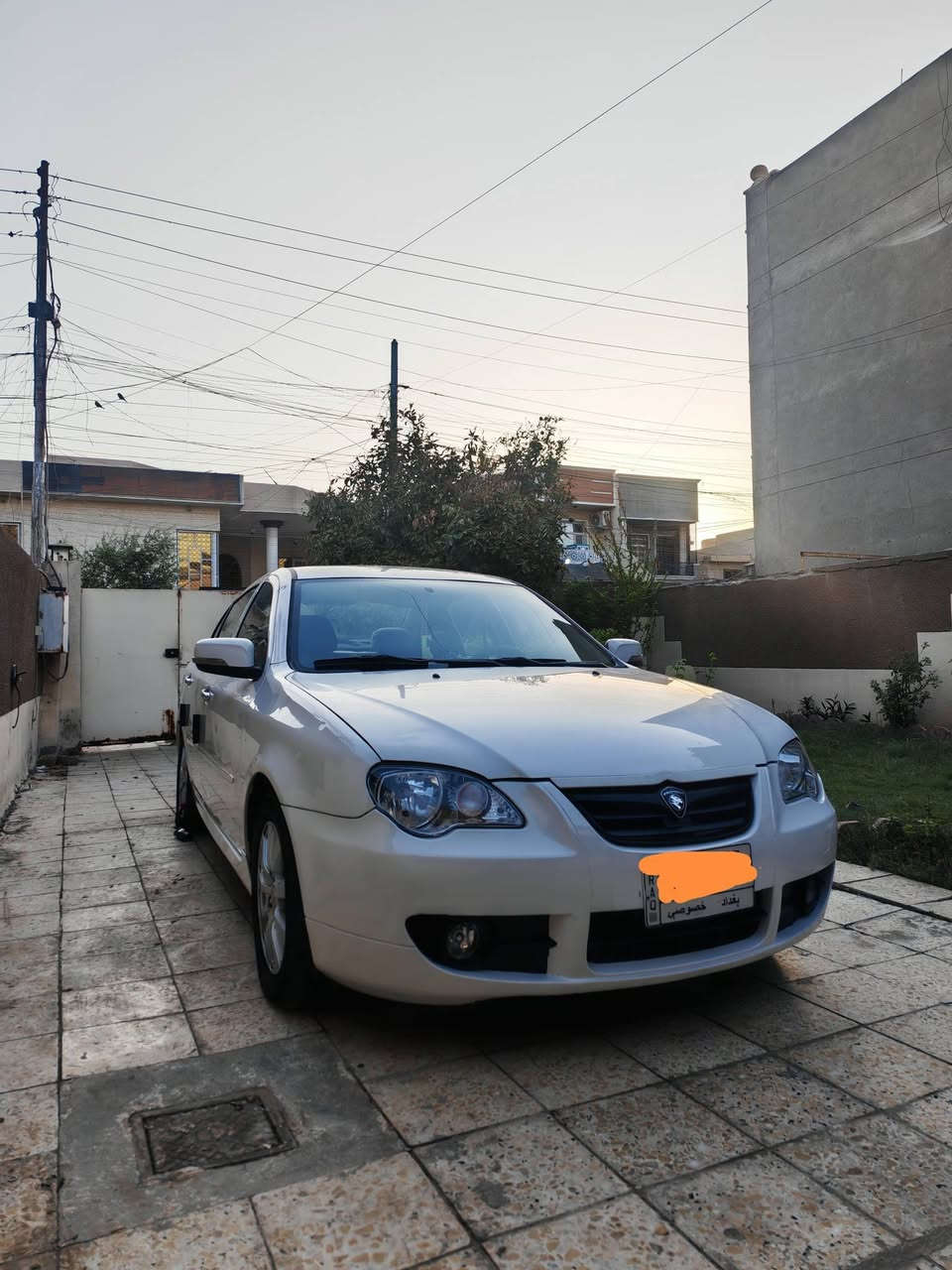 السلام عليكم
بروتون بيرسونا ٢٠١٣ رقم بغداد كير اوتماتيك كير محرك تبريد كلها تمام صدر مبدل جديد تخم تاير جديد باتري جديد السيارة مسويلها ادامه كامله من بلكات ونوزلات شاشه اندرويد كامرة دوشمه جديده وكامله ان شاء الله
بيه صبغ بهال الجاملغ الخلفي ماطور طخها طخه بسيطه و بجنطه مكان السبايدر من شلته انصبغ مكانه 
مكان السياره بغداد الكرخ
*********** واتساب فقط
السعر ٦٠ ورقه وبيها مجال جدا بسيط
