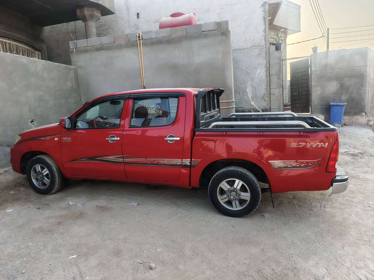 سياره • موديل ٢٠٠٩ • للبيع
