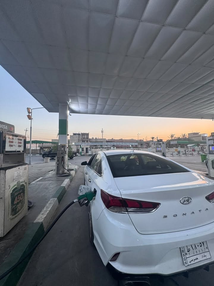 سوناتا مديل 2019 لون ابيض بغداد خصوصي بأسمي تحويل ثاني يوم محركها 2400gdi
السياره بصمه
كشنات جلد تدفئه
فتحه السقف
بيه شفتات 
سياره لمتت واحد على واحد 
سياره بيه قطعتين فقط 
جاملخ + بنيد 
شاشه كاربلي 
دبل صالنه 
كشنات كهرباء 
لايت مالته زنون ابيض 

مكاني بغداد المنصور 

سعره 115$ وبيه مجال 

رقمي ***********
