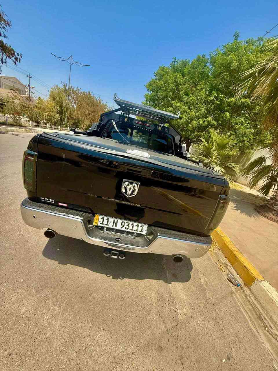 دوودج رام1500 كلاسك (2019)
رقم بغداد وارد امريكي
ماشية 155000 كيلو
محرك سعة 5.7 لتر هيمي(V8) بانزين
4 ابواب 
سبيسرات 4 انج
بودي طويل
شاشة تيسلا
كامرا خلفية
تشغيل عن بعد
تحكمات ستيرن
علامة رام امامية ضوئية
تدفئة وتبريد
تايرات جبلي
لايتات امامي وخلفي ليد جديد
بلاجكتورات سقف وبونيد ومحجر جديد
كشنات جلد اصلي مطرز جديد
اللون الداخلي رمادي
اللون الخارجي اسود
غطاء بدي سلايت جديد
محجر ستيل اصلي جديد
دوسات جوانب
نفخات جامرلغات جديد
محرك وكير شرط الفحص
سنوية وهزة جديدة
لا توجد غرامات

السعر 170 ورقه 
مكان السياره كركوك

نص مكتوب في الصور:
- 11:35 Вы смотрите архивное предложение. Аукцион завершился среда, 2 декабря 2020 г.. среда, 2 декабря 2020 г. 10 Фотографии BidCars Торги О машине Финальная ставка $16,850 USD Продавец Купить сейчас Message Remove Vehicle History / удалить bid.cars - خاص