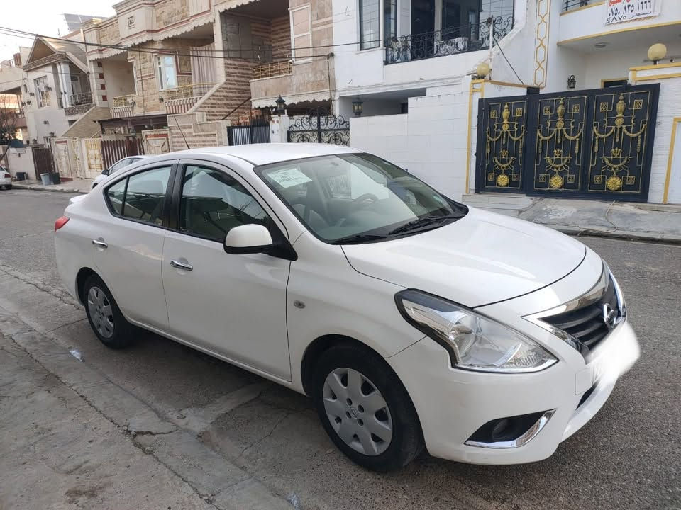 سني 2023 هندي كفالة عامة من الصبغ ،فقط بارد بالباب الخلفي 
مراوس مع BYD 
***********واتساب

