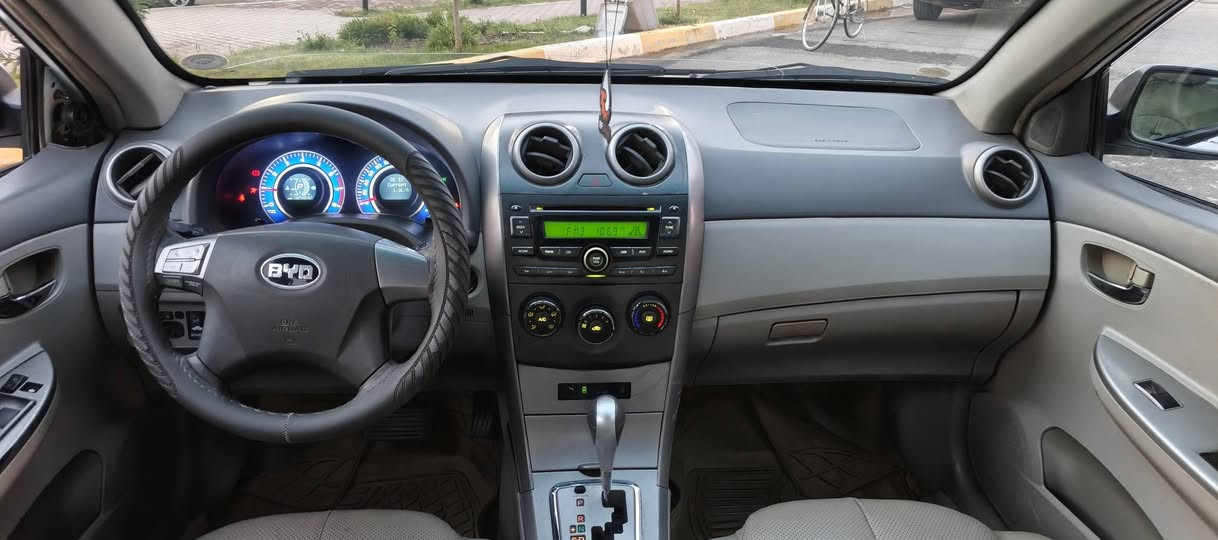 BYD2014

بیوایدی مۆدیل 2014 فول مواسەفات گێر تۆماتیکو عادی جوار جام کارەبا سلایت ABS سوکان ڤۆلیۆم حاسە تبرید لەگەڵ سویج هەزەو  سەنەوی  نوێیە تا کۆتای 2030 بەس دۆسەی بۆیاخە لەگەڵ یەک بست دەرگای ساردە کوتە 124هەزار رۆشتوە سپیری دانەبەزیوە هەردوو بەسمەی بیلادی خۆی ماوە سەیارەکە نمونەیە لە جوانیو خاوێنی ماڵی دۆستە نرخ خوار هەموو بازار  کۆتای 56گەڵا بۆ محامەلە پەیوەندی مەکە شوێن ڕانیە مشتەری تەلەفۆن بکە لە خزمەت دام *********** رانية, السليمانية
