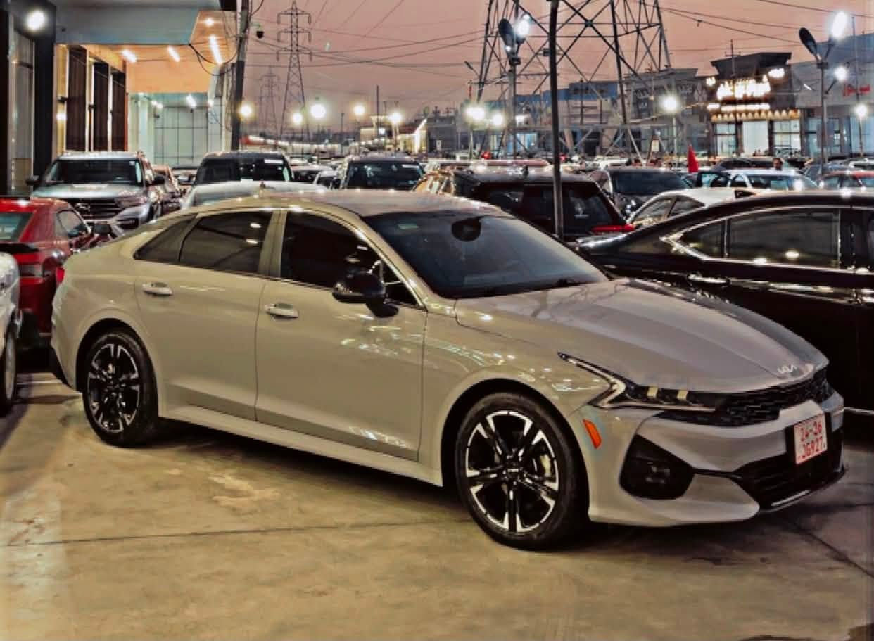 السلام عليكم
KIA k5 GT_line 2024

 
1. فول المواصفات 
2. بصمه 
3. شحن وايرليس
4. رادار امامي + خلفي 
5. نقطه عمياء 
6. كشنات جلد داخل احمر
7. هندبريك بصمة 
8. شاشة كبيرة كار بلي 
9. 3 انضمه قيادة 
10. لايت LED 3 عدسات 
11. اوتو هولد 

ضرر السياره : راس البوند بدون دواخل حادث سطحي 
بدون ايرباك 

السعر : 165 وبيها مجال 

تترقم شمالي 
للاستفسار : ***********
***********
