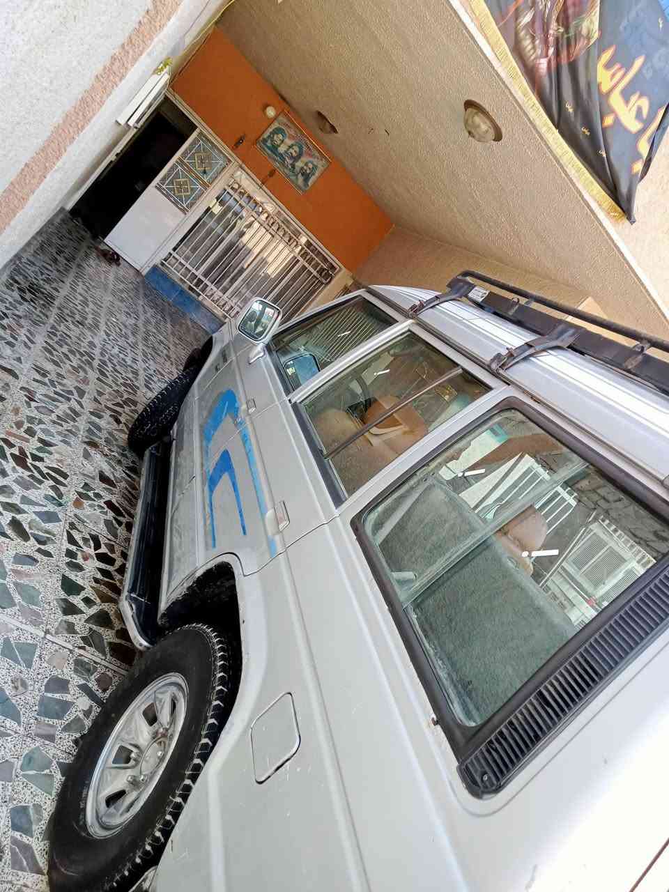 السلام عليكم سياره للبيع كالوبر قنبوره 
مديل 93
مكينه ففتي كير ومكينه خير من الله جدد
الجام كهربائي السياره بلاديه 
السياره تخم تاير 
السياره خير من الله 
السعر 45 وبيهه مجال للطيبين 
العنوان بغداد مدينه الصدر 
الانتصال والاستفسار عله هاذ الرقم ***********
