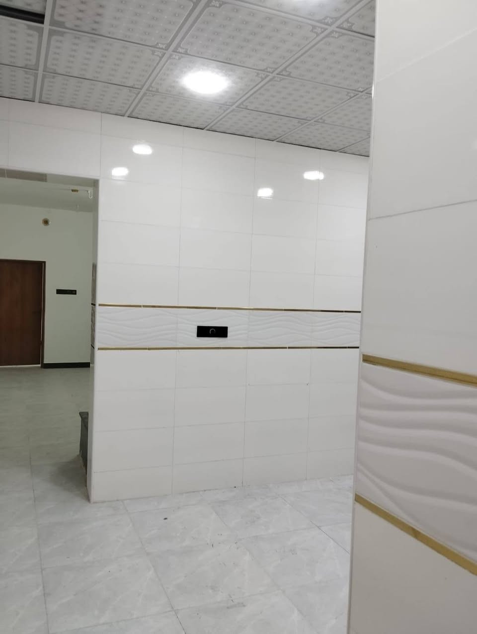 بيت للبيع في حي الوفاء مساحه 100 متر طابق واحد غرفه وصاله مطبخ واستقبال بناء نظيف جدا السعر 112 مع المجال للاستفسار/***********
