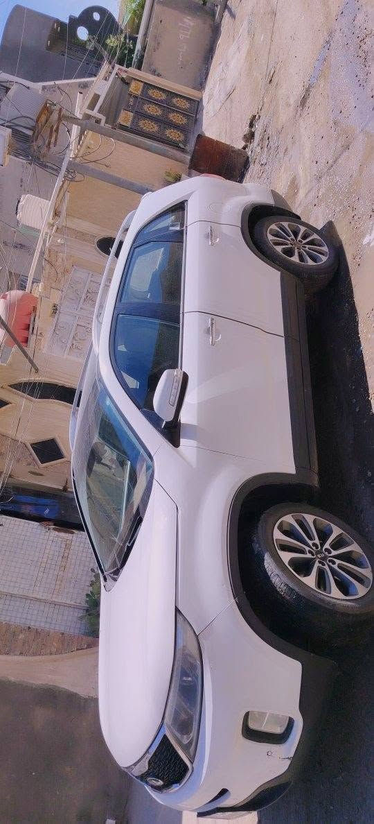 سورنتو لون ابيض موديل14
فول مواصفات محرك دوش 4

بصمة تشغيل وهواي بيه مواصفات

كويتية فقط باب عكس السايق

***********
