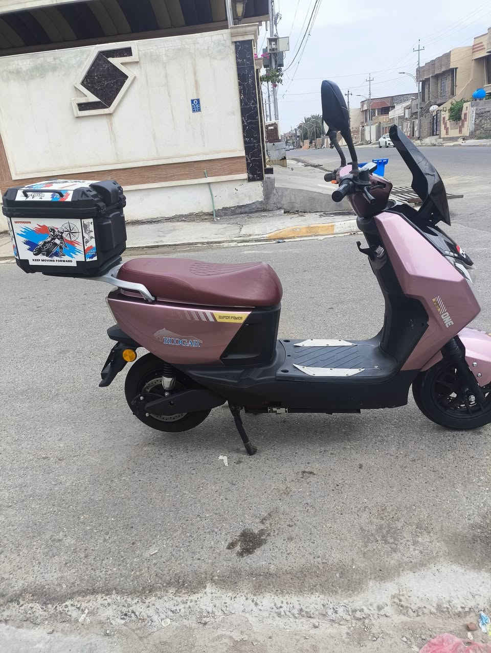 للبيع سكنس  موديل 25
ا كهربائيات كلها شغاله اي نقص مابيه 

بطاريات عشره ونص يقرن فول  سته باتري 

نضام سويج +بصمه تشغيل عن بعد
مانع سرقه تحكم عن بعد 
دبل بصمه وسويجين 
ماطور نظيف كهربائيات كلها شغاله اي نقص مابيه 
دبل اشاره/نضام ار رجوع للخلف 
+مثبت سرعه
دبل اشاره /يمين يسار 
سعر 625, بيه مجال لشراي 
***********
+9647827587898
