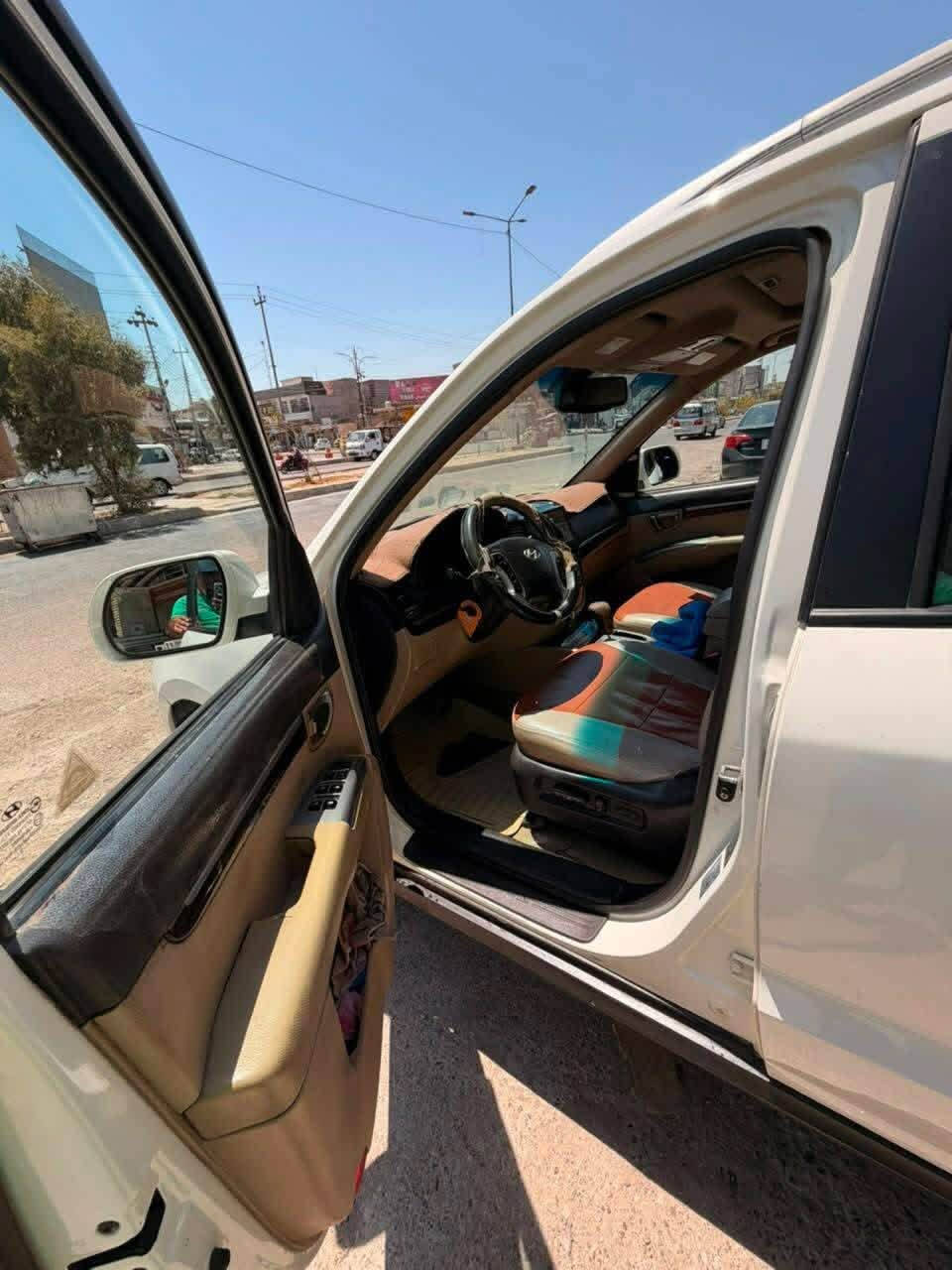 للبيع فقط سياره سنتافي موديل ٢٠١١ خليجي رقم بغداد وبسمي وتحول مباشر السياره كامله اي نقص مابيه معروضة ١٤٠ ورقه دولار وبيه مجال للطيبين مكاني ديالى بعقوبه  رقمي ***********
