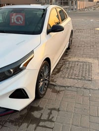 للبيع او مراوس بسياره عاليه حصراً كيا فورتي GTLiNE وارد امريكي موديل 2...