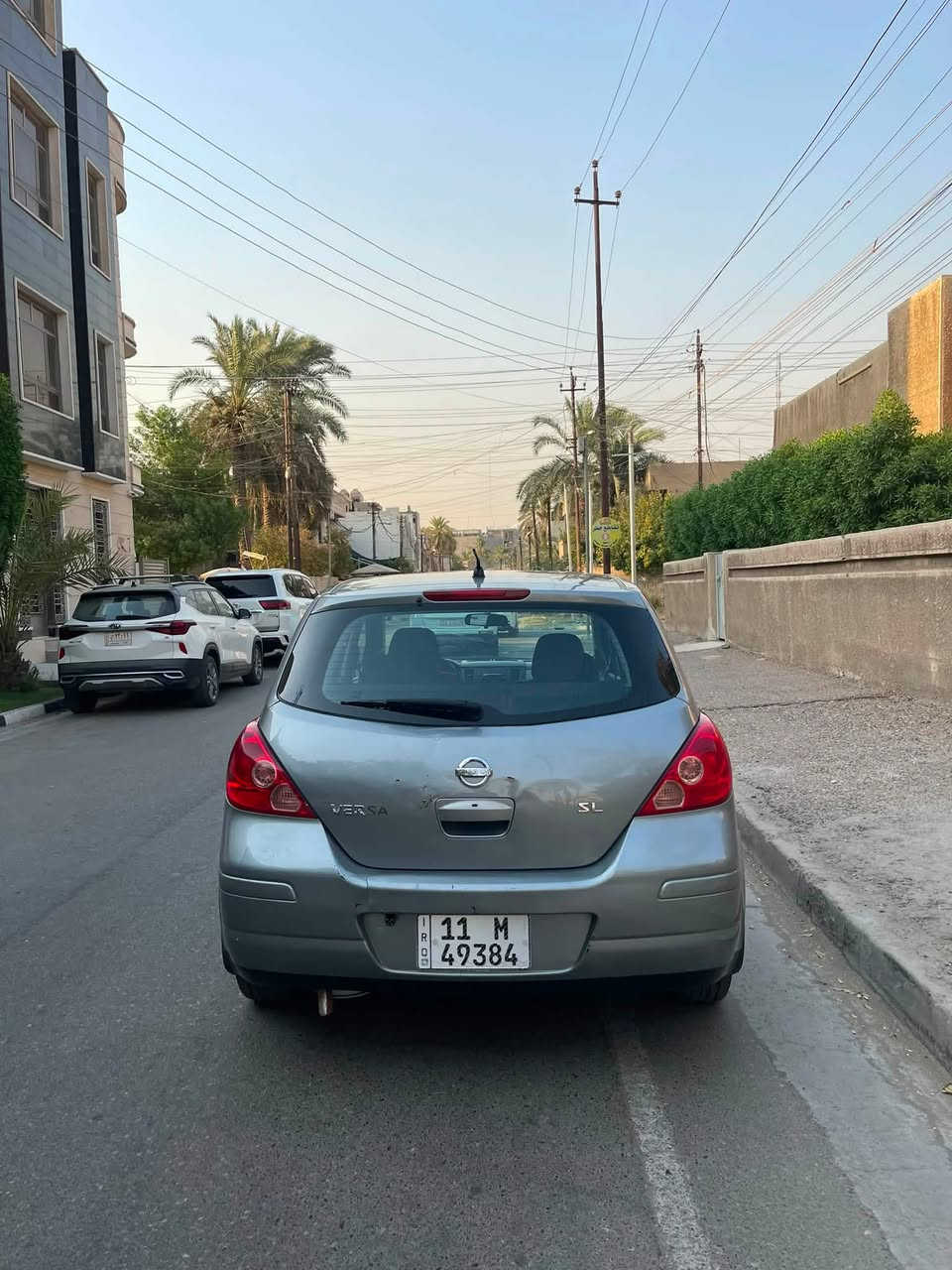 السلام عليكم
للبيع نيسان فيرسا 
فول مواصفات 
بصمه تشغيل 
تحكم ستيرن 
كروز سرعه 
جام كهرباء 
موديل 2009 وارد أمريكي حادث جاملغ امامي بدون دواخل  
رقم بغداد دولي باسمي سنويه 2030
السياره بيها 3 قطع بدون دواخل اعتبرها حزام 
بيها طخه باب السايق يحتاجلها بارد 
محرك كير مكفولات 
محرك 1800
تبريد شغال
تخم تاير جديد 
صدر امامي  تمام خلفي بي ملاحضات 
السعر 67 وبيه مجال ان شاء الله 
مكان السيارة بغداد حي الجامعه 
***********
***********
