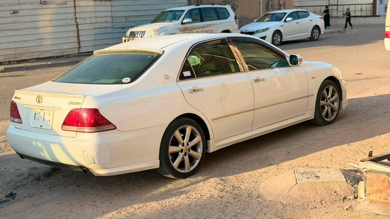 شاهينه 2004فول 3دكم مكفوله من الكصه قرار102 ميسان شاصي 182 السعر 180 وبيها مجال
***********
