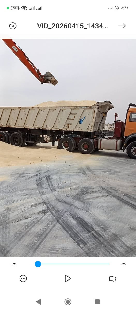 للبيع عربانه ماموت مكفولة كفاله تخم تاير ونج بلاد مجموعة بيبي *********** السعر150وبيه مجال

نص مكتوب في الصور:
- VID_20260415_1434...
- 0:14
- 0:06
- VID_20260823_2023...