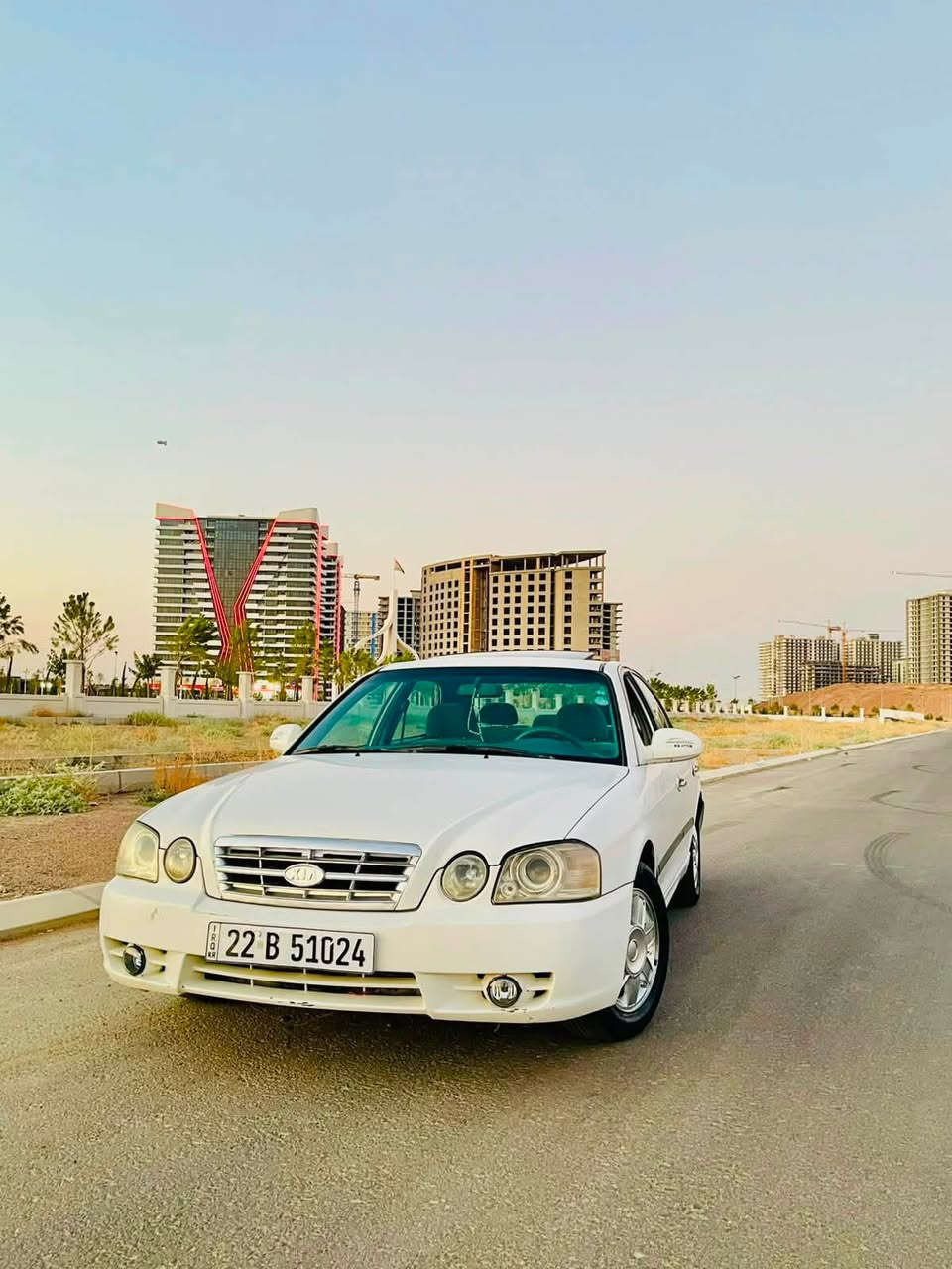 السلام عليكم
اوبتما للبيع بدون مراوس 
موديل 2005
رقم اربيل دولي سنويه جديده هزه جديده 
تحويل مباشر 
محرك شرط مشدود قبل شهرين 
6 سلندر حجم 3000
گير شرط اوتوماتيك 
كشن سايق كهربائي 
مراياة شفط كهربائي 
صندوگ كهربائي 
اربع جامات كهربائي 
فتحه سقف كهربائي
منضومة لايتات زنون المانيه 
تبريد ثلج 
سويچين بلاديات 
اربع سماعات بيتيس
السياره على وضع الشركه 
كلشي شرط بيها شغال
كشنات بلاديه 
السياره ماشيه 244 الف على موديلها 
سيارت جديده ونضيفه 
وفول فول مواصفات للاخير 
صبغ جماليه بدون ضرر وبدون معجون 
تفاصيل اكثر 
*********** بي واتساب 
السعر 64 ورقه وبيها مجال للطيبين 
عنوان السياره اربيل
