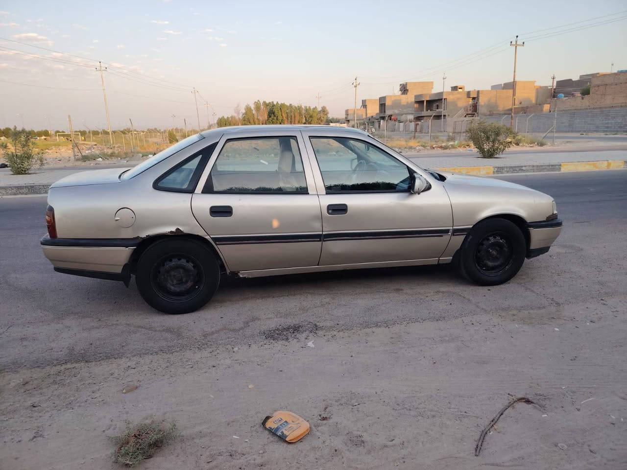 السلام عليكم اوبل فكتره موديل 90 كيراتومكينه جديده صدرجديد تخم تايرتبريد نقص بس غاز السعر25 وبيه مجال المكان ابوغريب النصروالسلام مقابيل الكمارك *********** (***********
