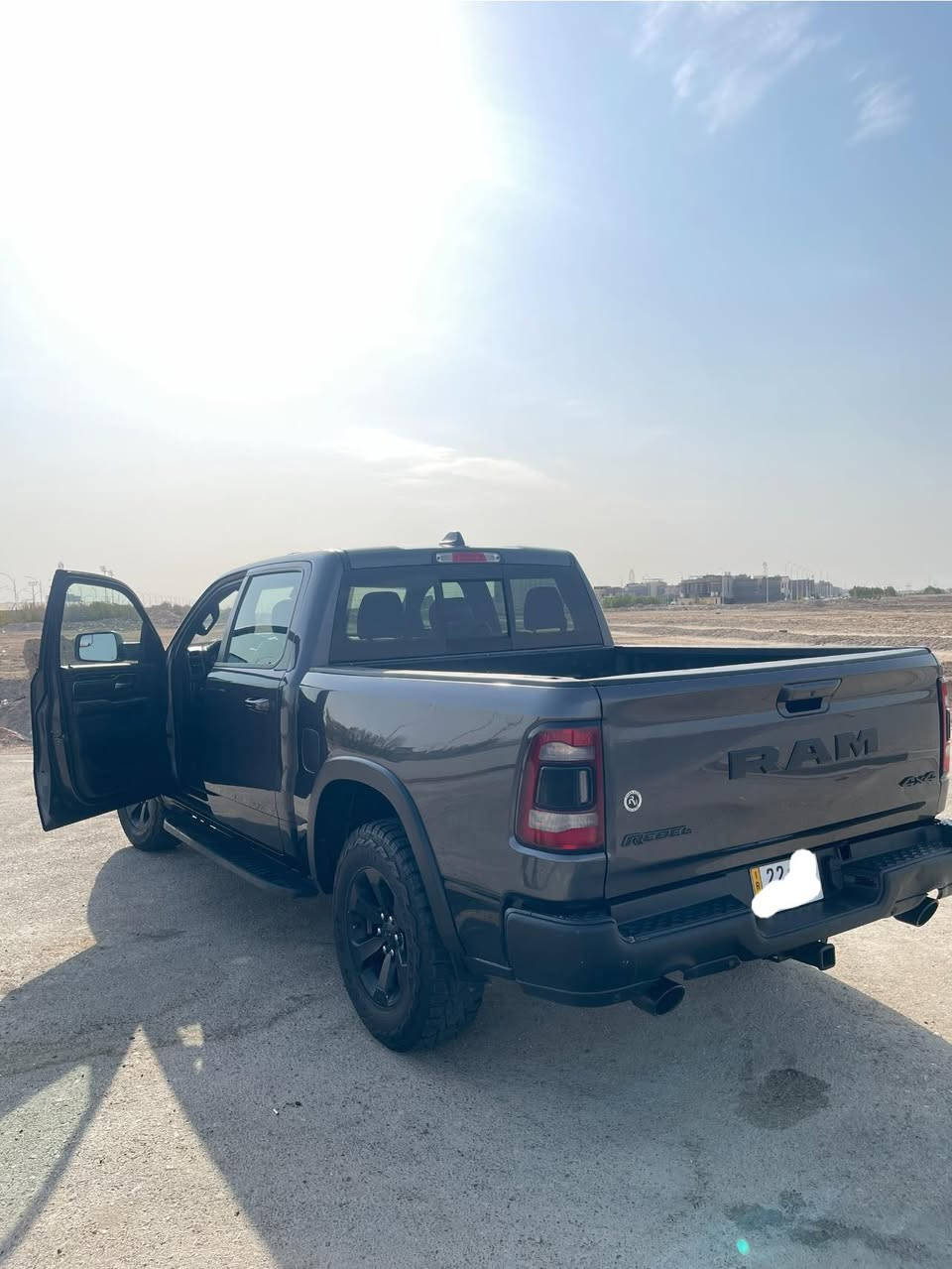 السلام عليكم الطيبين
RAM REBEL 2022 
رقم أربيل الجديد 
فوووول 
بدون تبديل بدون ايرباك بدون حادث 
تخريب فقط
V8 ايتورك
عندك مراوس ترهم و نقد
سعر مناسب رجاءً الشراي يتصل او وتساب 
عنواني البصرة
***********
