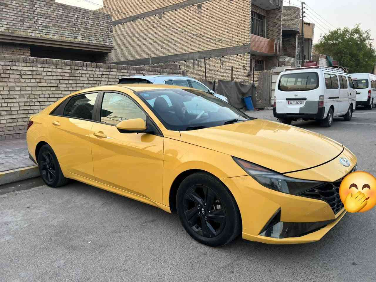 هونداي النترا موديل 2021  وارد امريكي صور الحادث بالمنشور  فقط والباقي كفاله عامه شرط سونار ليبل واحد كله ماشيه 60 حقيقي
مكينة گير حدادية تبريد على الفحص 
حجم المحرك 2000 دوش المرغوب لا تبخير ولا تنقيص فول لمتدد 1/1 عدى الفتحة 
بصمه ابواب بصمة صندوق
رادار امامي رادار جانبي رادار خلفي
تحكم ستيرن
شاشة 
كامره دواره 
تدفئه تبريد 
لايتات زنون
لد امامي خلفي 
ويل كب كروم
دوشمه دلو جديده 
مكان السيارة بغداد
رقم بغداد  انكليزي بسمي تحويل ثاني يوم  مصفره هيئه وغرامات سنويه 28 وهزه جديده
سعرها 132 ورقة بيها مجال
أي استفسار  ***********
