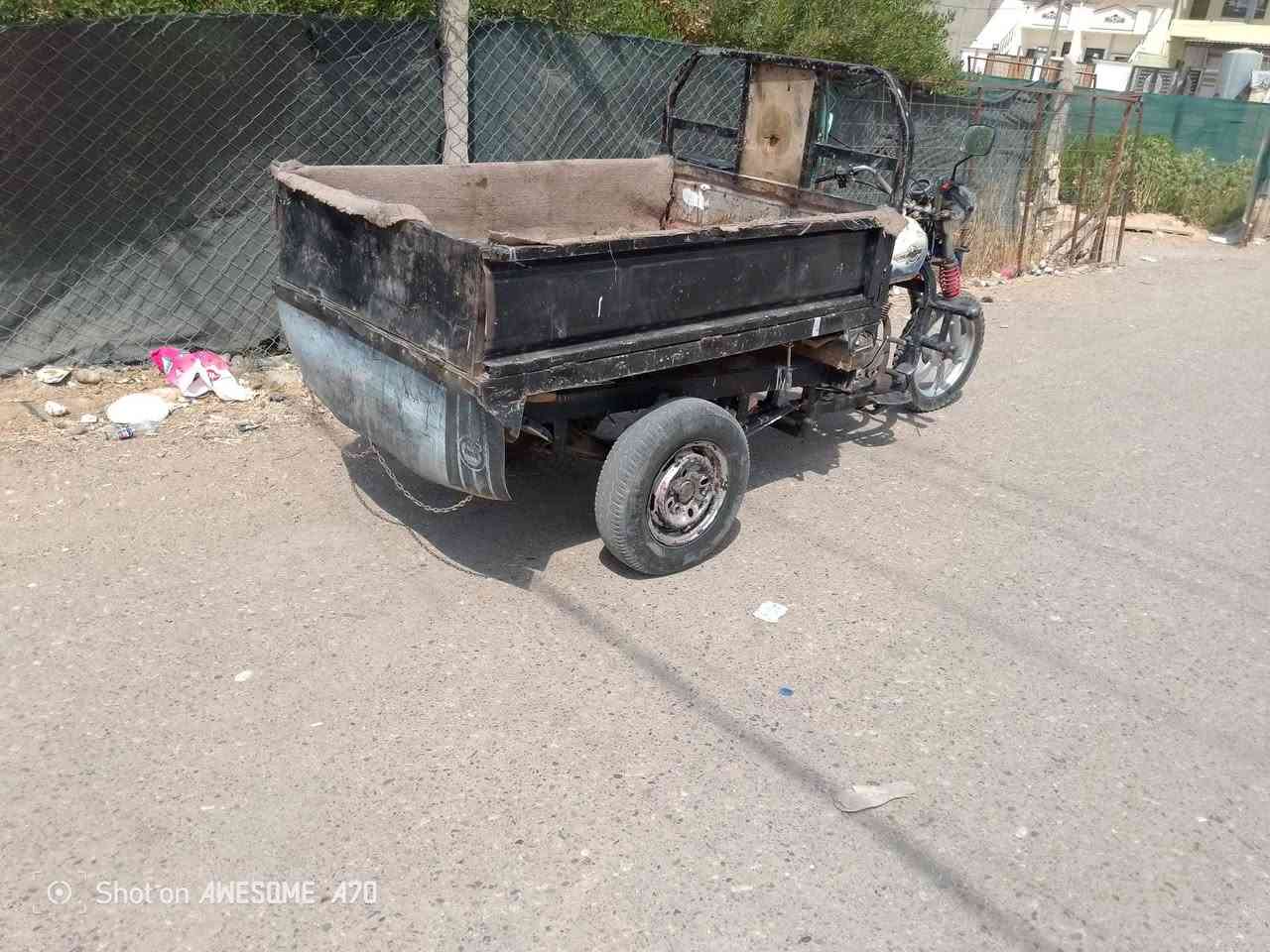 ستوته البيع موديل 16محرك شرط اخرس نص هندر ستوته شوف عينك نشاط معدل فول ركبه شاصي اكسن محرك كله شرط سعرهه575بيهه مجال بصيط مكاني حي العسكري شركه طارق خابر ودلل ***********

نص مكتوب في الصور:
- Shot on AWESOME A70