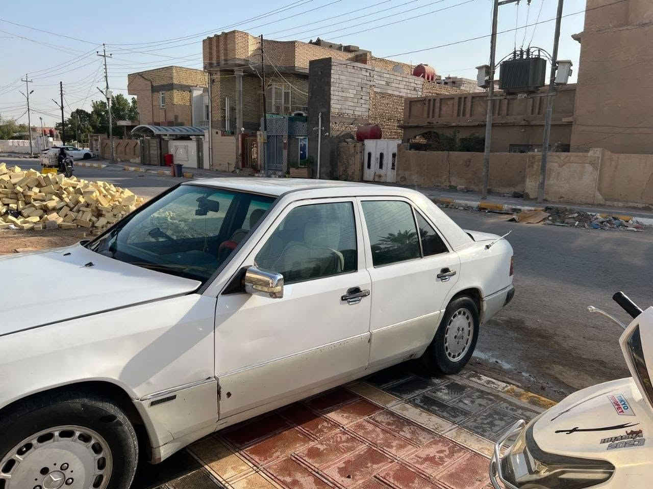 مارسيدس دب موديل 1990 رقم بغداد انكليزي تحويل ثاني يوم
محور مكينه ياباني ثنين ونص .. قواعد الدبلات سالمه
والغرفه مالتها جديده وخير من الله المحرك والكير وسياره جاهزه من كلشي + سنتر لوك + داش كام + حداديه جديده + تخم تاير جديد وترايگ للبصره وشكلها احلها من صور
السيارة جاهزه من كلشي وسبب البيع لاخذ سيارة احدث
السعر ٤٢ وبيها مجال
للتواصل
*********** اتصال + واتساب
غير موجود ع فيس بوك
مكاني ذي قار - الشطرة
