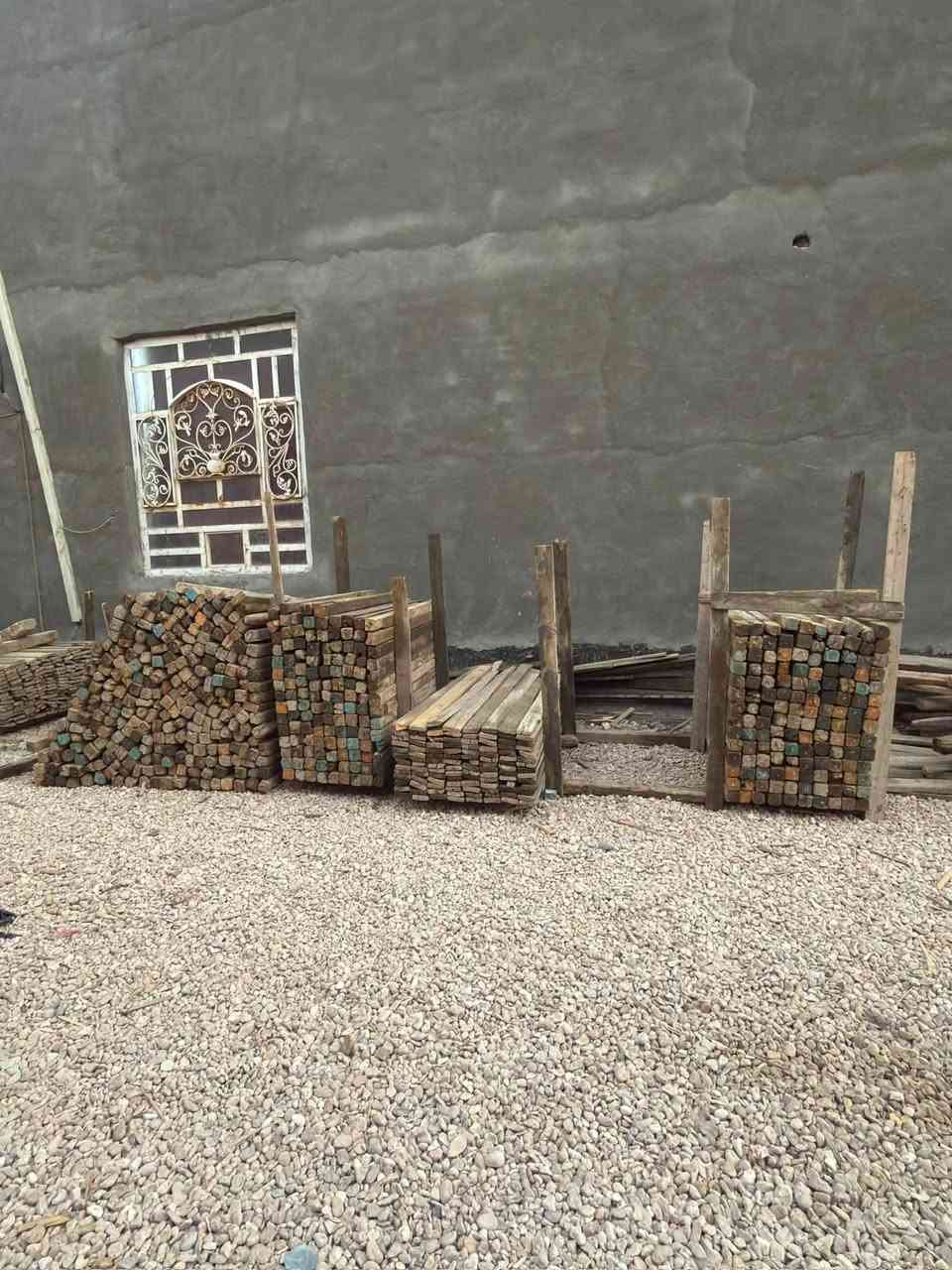 للبيع سير مقاصير ولوح 4 م ولوح 3متر ينباع شلع بابل ***********
