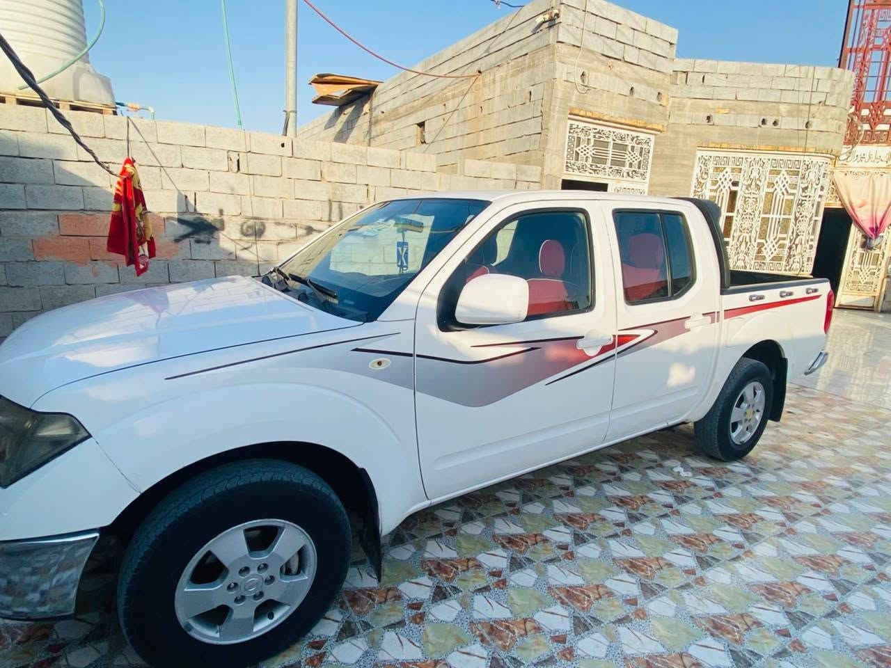 يا سلام عليكم لبيع نيفاره موديل 12 مكفوله كفاله عامه مكينه كير حداده تخم تاير تبريد شغال رقم بصره 27 كير أو تماتيك عنونه البصره الهاتف *********** السعر 90 وبيها مجال الطيبين بيع مستعجل
