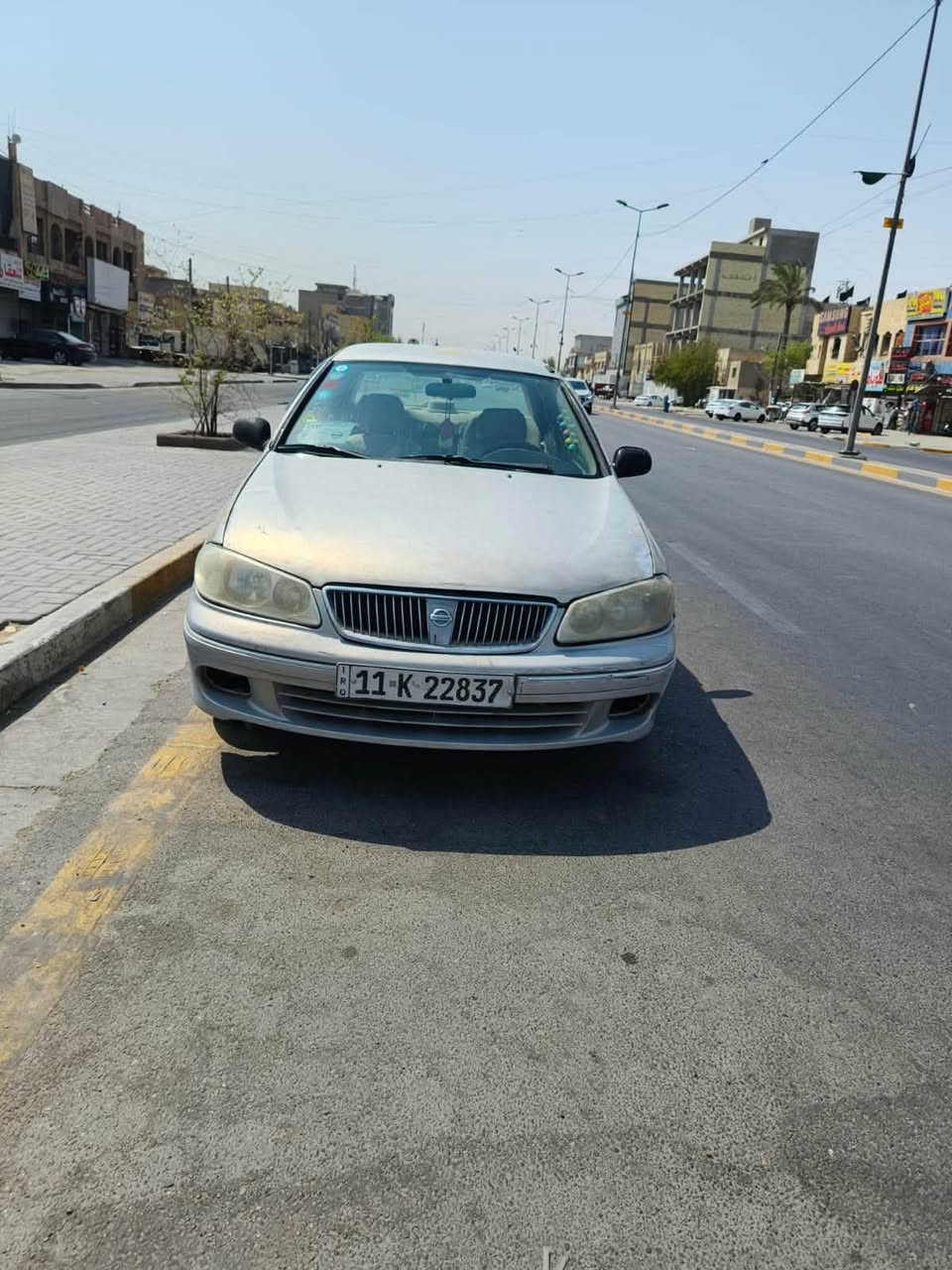 السلام عليكم سني موديل 2004 كير ومحرك خير من الله رقم بغداد سياره نفس ماموضح بل صوره مبدل جوملغ مالت سايق 
 سياره بدون صبغ ماشيه 41 حقيقي 
تبريد تدفئه مكاني بغداد أبو غريب سعر 62 وبي مجال  
هاذ رقم صاحب سياره ***********
اني مكلف بل نشر
