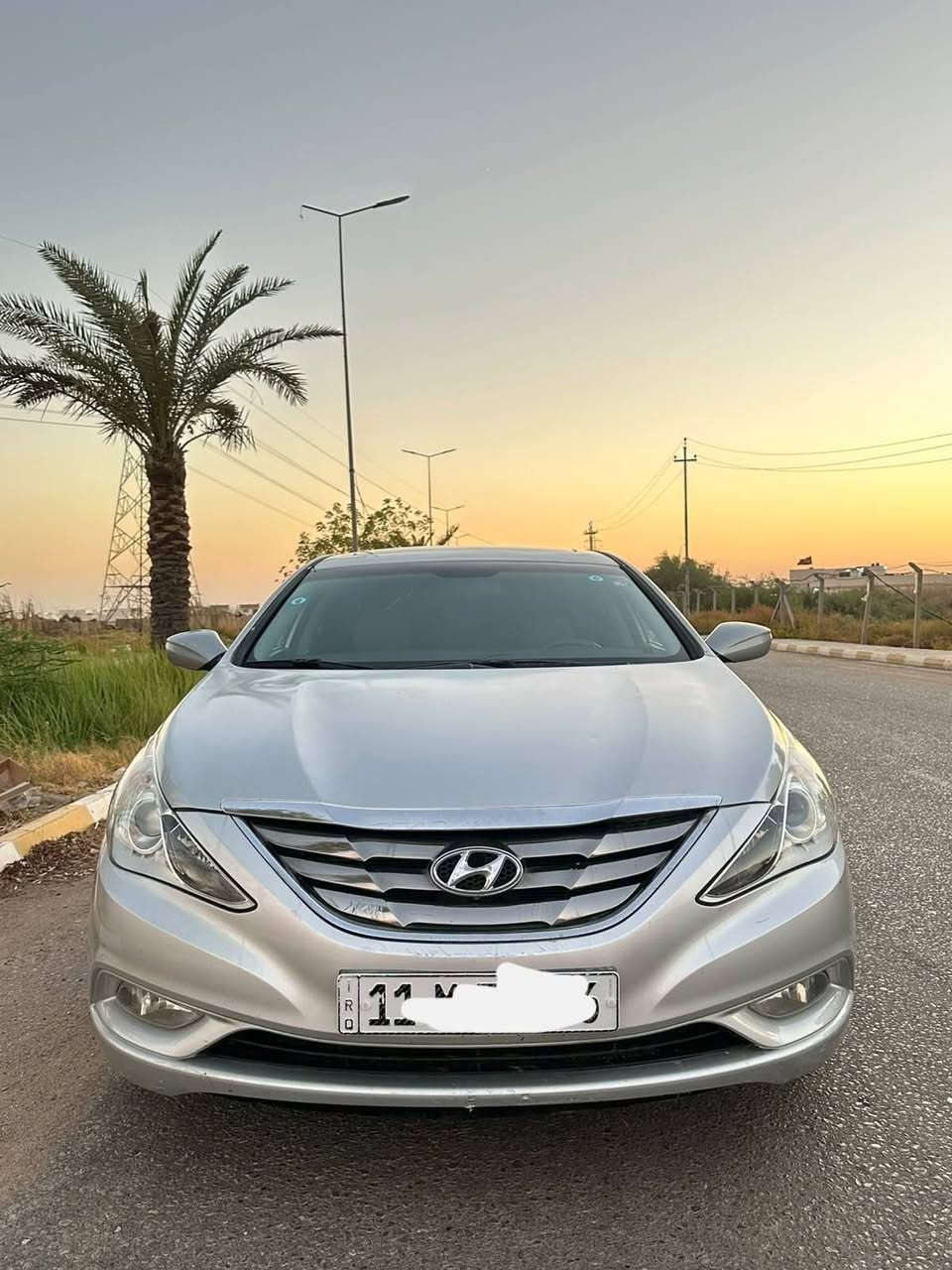 السلام عليكم 
هونداي سوناتا موديل ١٣كندي فول مواصفات رقم بغداد بسمي بيهه ٣قطع صبغ بدون دواخل شرط 
السياره جاهزه حداديه تبريد گير مكينه شرط 
للاستفسار الاتصال عالرقم ***********
أو مراسلة الصفحه مكاني ديوانيه
