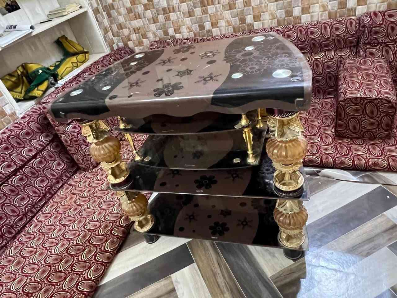 ميزه للبيع سعر 25
رقم تلفون ***********
