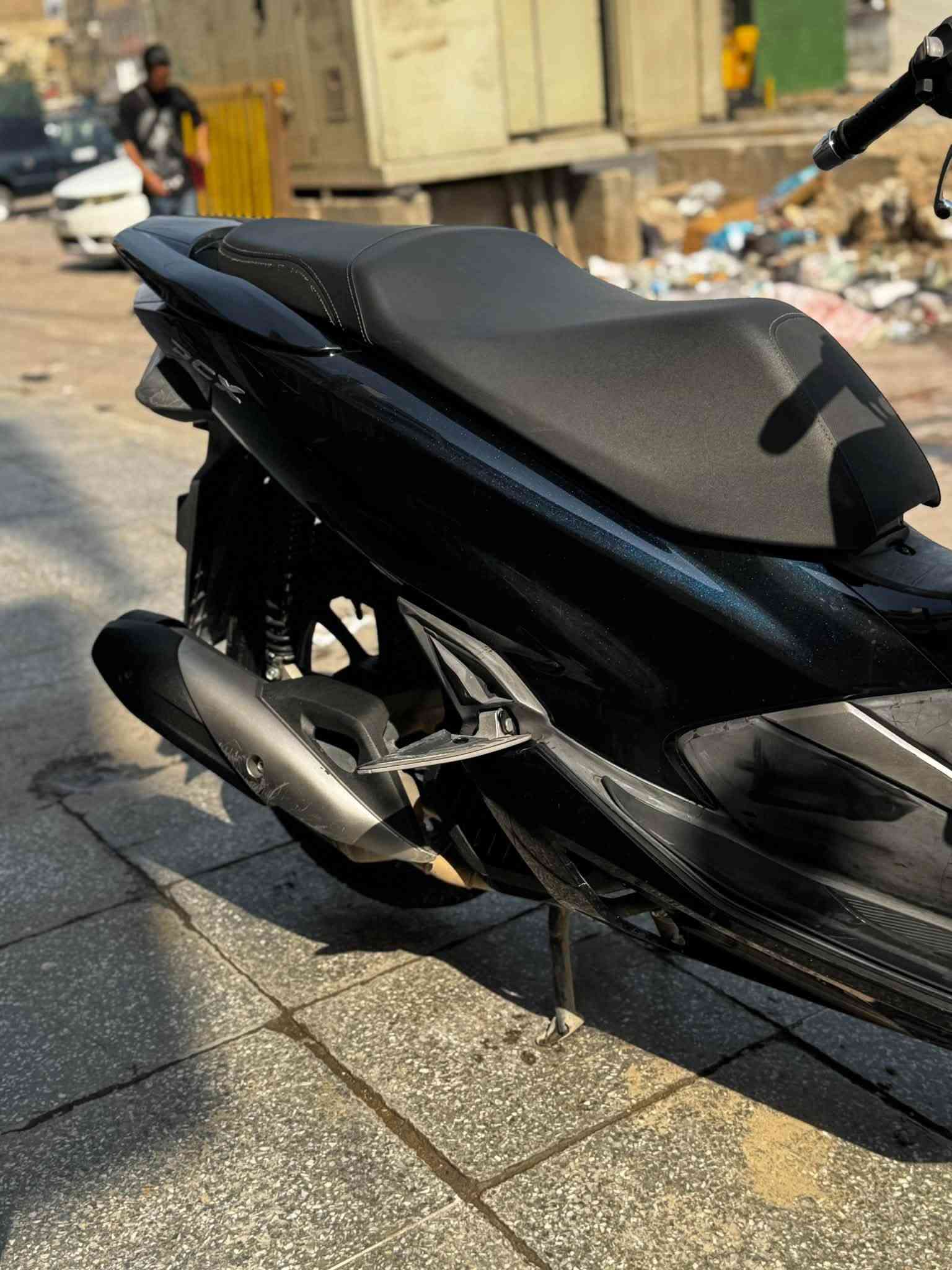 السلام عليكم
دراجه pcx جيل ال ثالث ياباني اصل JF موديل 2022
دراجه رمبه صارلها اقل ال شهرين مــن نازله 
كفاله عامه مــن التاير لل التاير مكينه وكفر دراجه احلى مــن الصور 
ممشى الدراجه 5الف فقط دراجه ب الكارتونه السعر (21)$
مكاني بغداد مدينه الصدر  للتواصل متواجد واتساب واتصال فقط ***********📞📱
