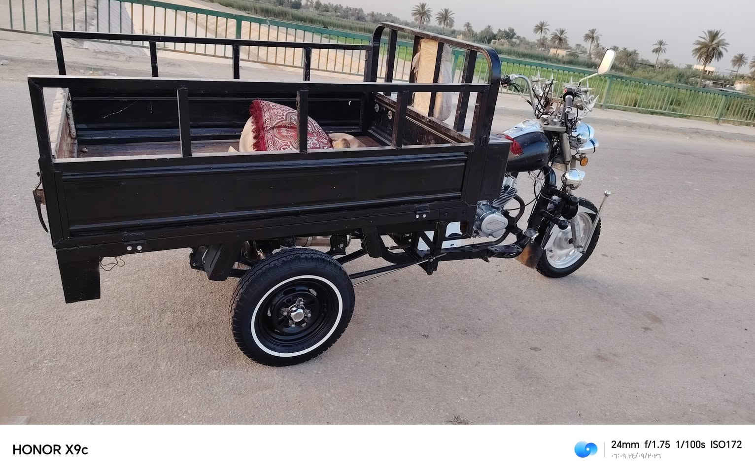 السلام عليكم بدي للبيع تعمير 26 سعر 375 بمجال قليل مكان نجف ناحيه الكوفه العباسيه الى اكو***********

نص مكتوب في الصور:
- HONOR X9c 46mm f/1.75 1/100s ISO138 ٠٦:١٠ ٢٤/٠٩/٢٠٢٦
- HONOR X9c 24mm f/1.75 1/100s ISO172 ٠٦:٠٩ ٢٤/٠٩/٢٠٢٦
- HONOR X9c