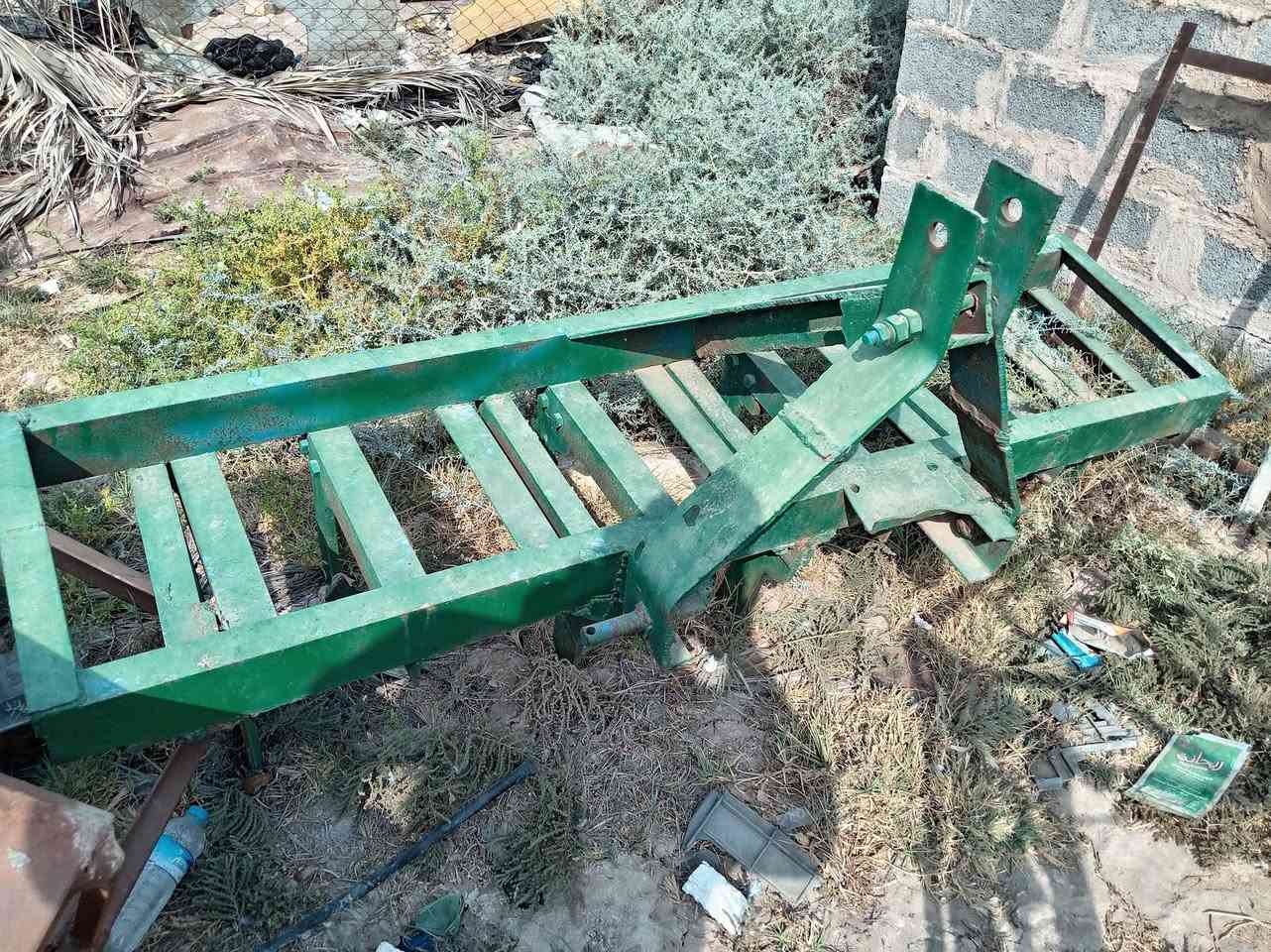 للبيع مكينه عنتر 71 بدون رقم وياه فدان وخرماشه ومعدلان وديجر شغاله مكاني كوت واسط للتواصل ***********
