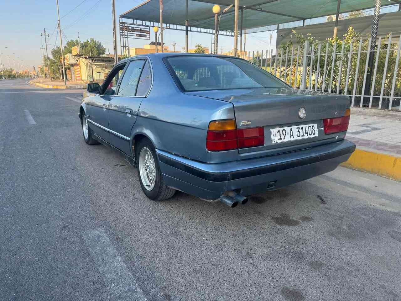 السلام عليكم بيم 500مكينه وكير مفتوح بلاد جدد حداديه جديده وداخل حلوه كهربايات كلها شغاله تبريد شغال تخم تاير  رقم واسط انكليزي مداور ثاني يوم سنويه جديده مكفوله من الضربه والعيب الشرعي السعر 35 بيه مكاني الناصريه مركز رقم *********** ناصرية, ذي قار
