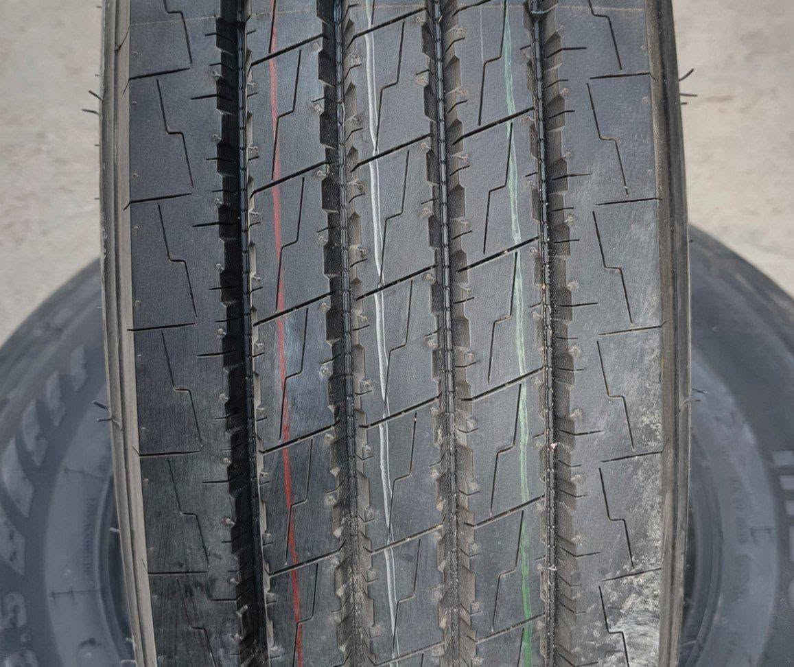 اتيكو

نص مكتوب في الصور:
- ANNAITE DRIVE THE DIFFERENCE صنع في الصين MADE IN CHINA متوفر إطار : ANNAITE القياس 245/70/19.5 النقشة 366 عدد الطبقات 18 قاط بلد المنتج الصين سنة الإنتاج 2026 النوع انايت اداء قوي .. لرحلات أطول ACTROS مرسيدس اتيجو عمر افتراضي طويل استهلاك وقود أقل ثبات ممتاز على الطريق تحمل عالي للأوزان الثقيلة *********** (واتساب) بغداد - الكرادة - طريق معسكر رشيد مجمع مشن للاطارات والبطاريات