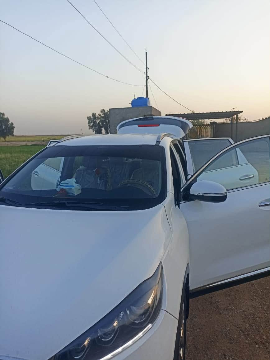 بسبب الوعود الكاذبه
سورنتو ١٩خليجي رقم واسط بيه ثلث قطع رش صبغ فقط بدون دواخل اثر شخوط ودحجات السياره خير من الله للاستفسار الاتصال على الرقم ***********
