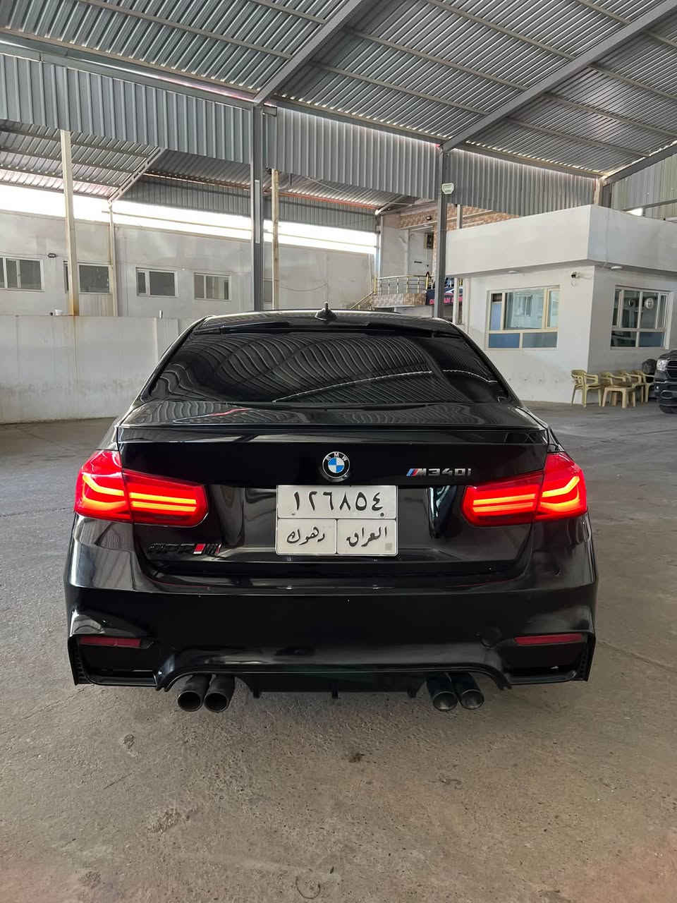 بيم موديل ٢٠١٧ سياره محرك ٤ توربو حجم٣٢٨ سياره فول موسفات فتحة  امرة شفت رادار شاشه كاميرة  فول فول مساف ام باكيج ويل كروم دعاميت ايم يعني سياره فول فو ماشية ١١٧ مايل بهة سبخ ٤ قتع سبخ بوند و جملغين امامي و جملغ خلفي بس سياره بدون دواخلي بهه بقعة زخيره بيدي ار بل سقف بس ما يبين و علي غرامات ١٣ $ ورقه غرامات ينزل من سهر كير و محرك شرت  رقم موبايل *********** سعر سياره ١١٨ $ بها مجال لي طبين
