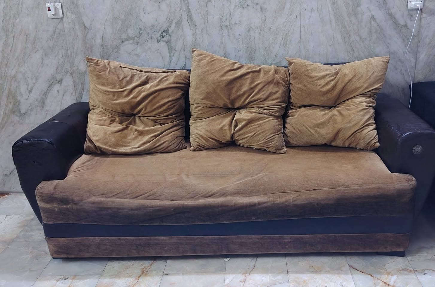 تخم 10 مقعد يحتاجله دوشمه وشوي تعديلات ثكيل اريده ب100 وبي مجال ***********
