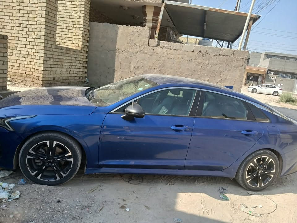 سلام عليكم
k5  فول ما عدى الفتحه حادث مثل ما موضح بصوره مكان السياره بابل مسيب السعر 135 وبيهة مجال 
الهاتف:***********
