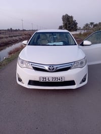 كامري موديل 2013ماشية ١٥٣ حقيقي كير محرك فول مكفولات سيارة نظيفة بمعنى...