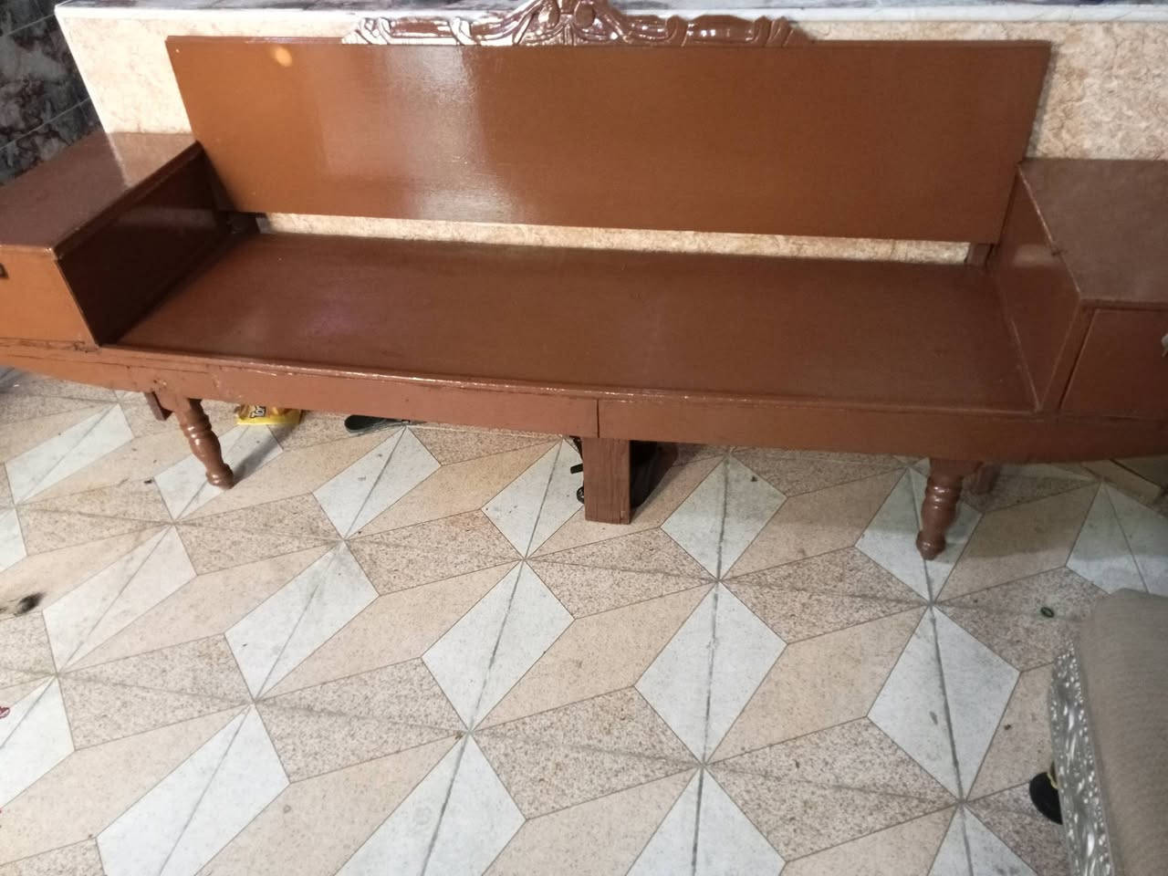 كرويته • قفل