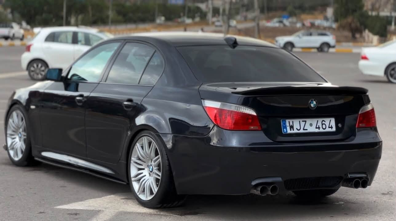 بي ام دبليو 525i • ٢٠٠٥ • باكيت M