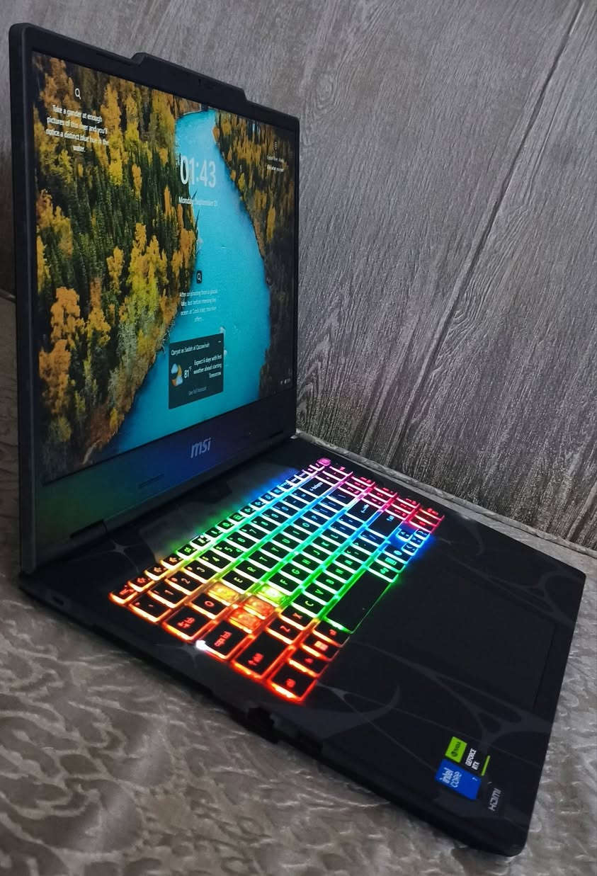 السلام عليكم 

الموديل: MSI Cyborg 15 
المعالج: Intel Core 7 240H
الذاكرة العشوائية (RAM): 16GB DDR5
التخزين: 512GB SSD
كرت الشاشة: NVIDIA GeForce RTX 5060 بسعة 8GB
الشاشة: 15.6 بوصة بمعدل تحديث 144Hz

استخدام شهر واحد فقط    السعر 1,650 
للتواصل واتساب   (( *********** ))  وتدللون
