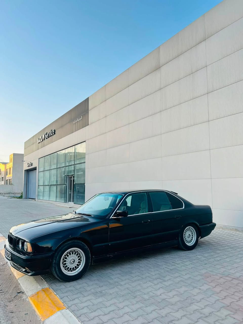 سعر مناسب جدآ42 $ وبيها !!!
للبيع او مراوس بي ام 525 مسكر موديل 1990
رقم اربيل دولي شرط التحويل ! كير محرك شرط 
تخم تاير جديد صدر خلفي امامي جديد تبريد بي ليك 
كهربائات كلها شغاله جام كهرباء لايت زنون ويل خليه 
دوشمه جديده صبغ عام جماليه بدون حادث 

مكاني تكريت. ***********////‭***********‬
