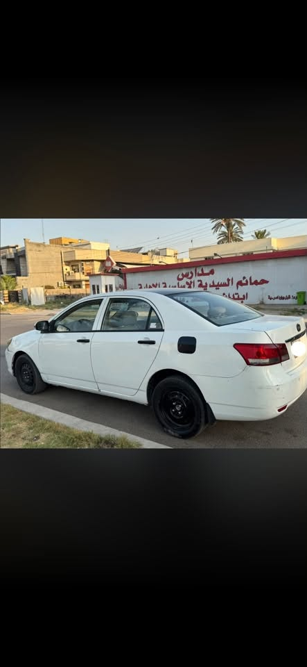 للبيع بي واي دي جي ثري موديل 2013 كير مكينه كهربائيات كلها بلادية تبريد العام مسوي منضومه كامله وهسه نقص فريز  بصمه وسلايد تحكم ستيرن  شاشه  تخم سماعات عالي لايتات زنون  تخم تايرات سياره مكفوله من الضربةوالصبغ بيها جراد  بسيط عل بنيد 
السعر 53 وبيها مجال تفاصيل اكثر عل واتساب 
***********
مكاني بغداد

