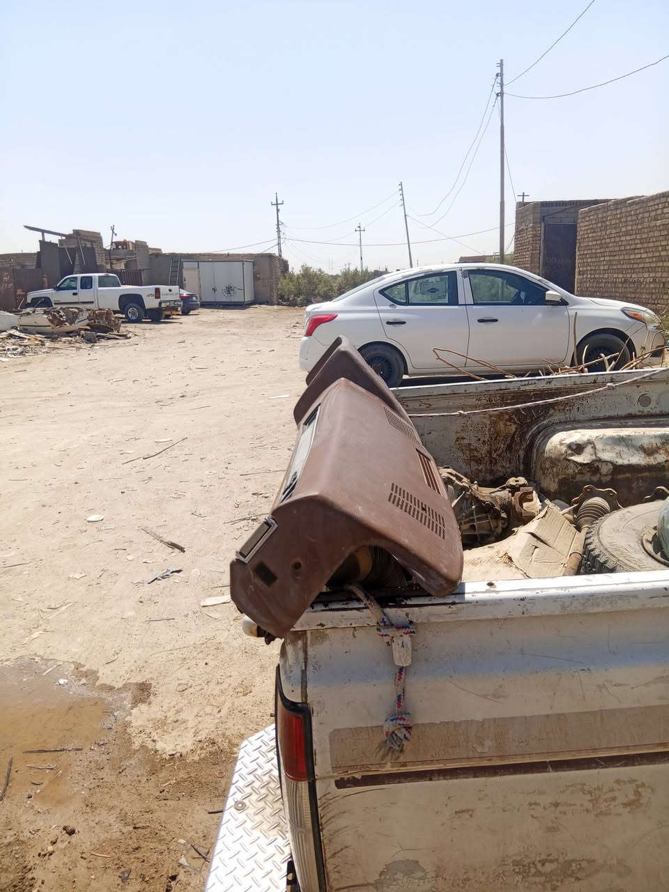 سلام عليكم دشبول للبيع مال جمسي قديم 
مكان ناصريه مركز 
رقم ***********
